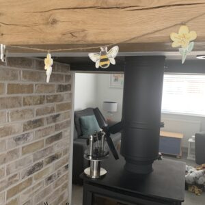 Wooden Bee/Buttercup Garland from Gisela Graham